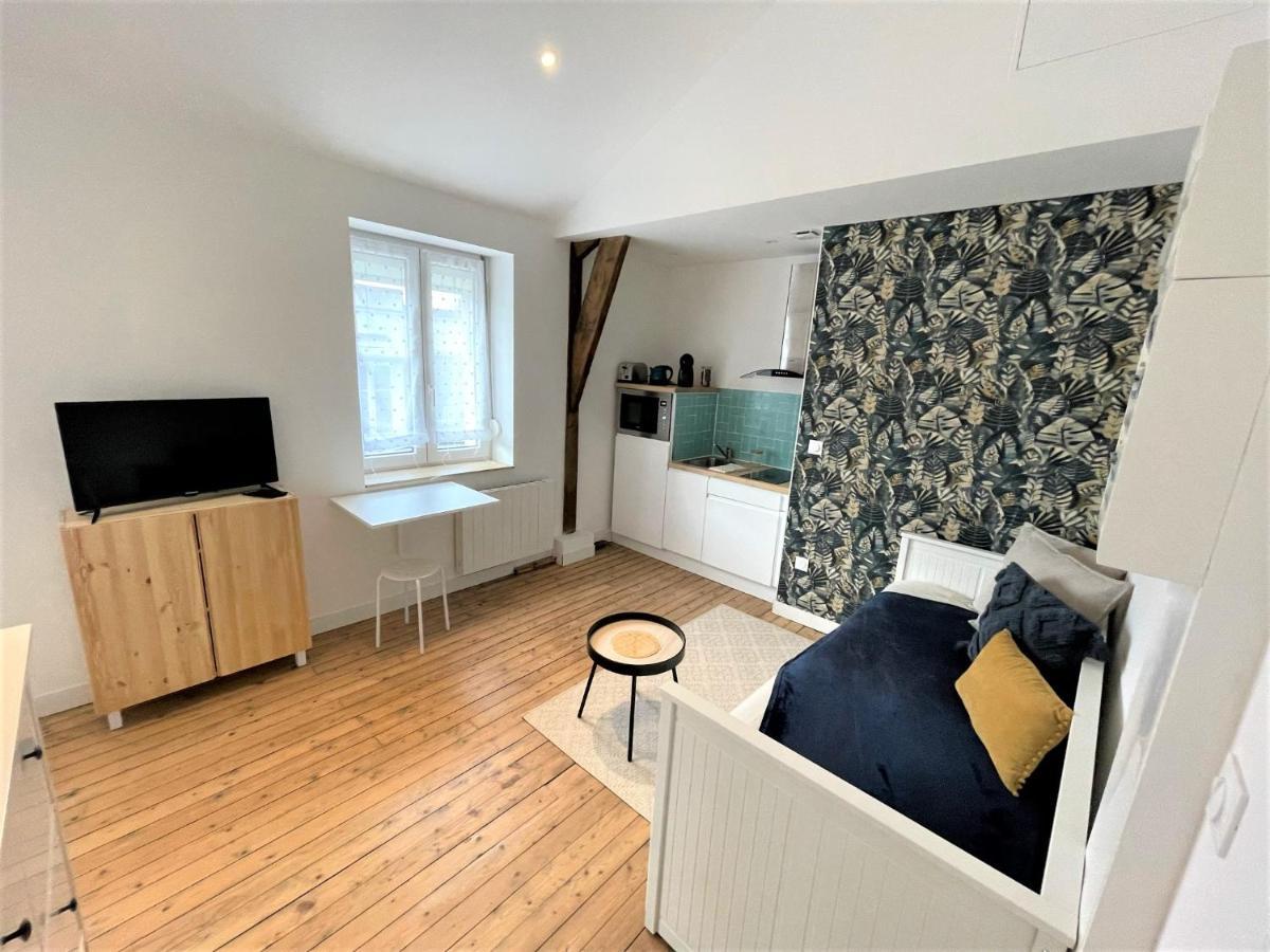 Appartement Studio proche hyper-centre avenue Jean Jaurès Reims Extérieur photo